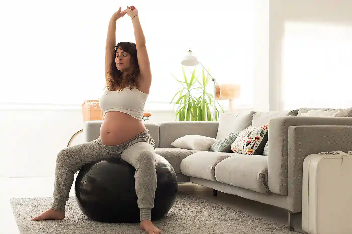How to Support Your Core Safely During Pregnancy Bovingdon